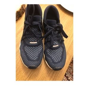 NOT NEW but My favorite running shoe 👟